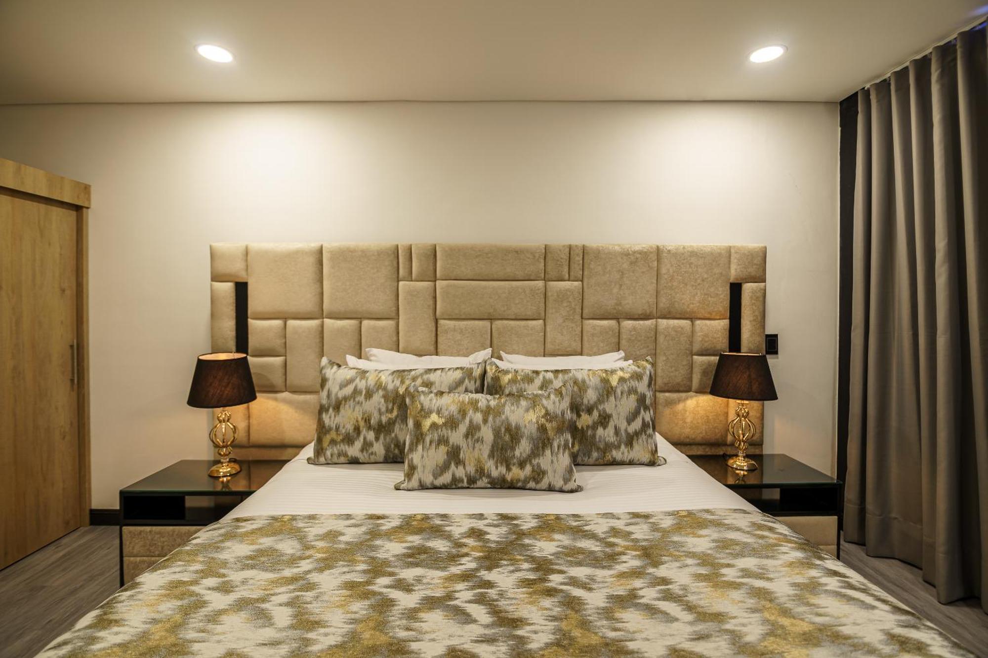 First Class Hotel Medellín Eksteriør bilde